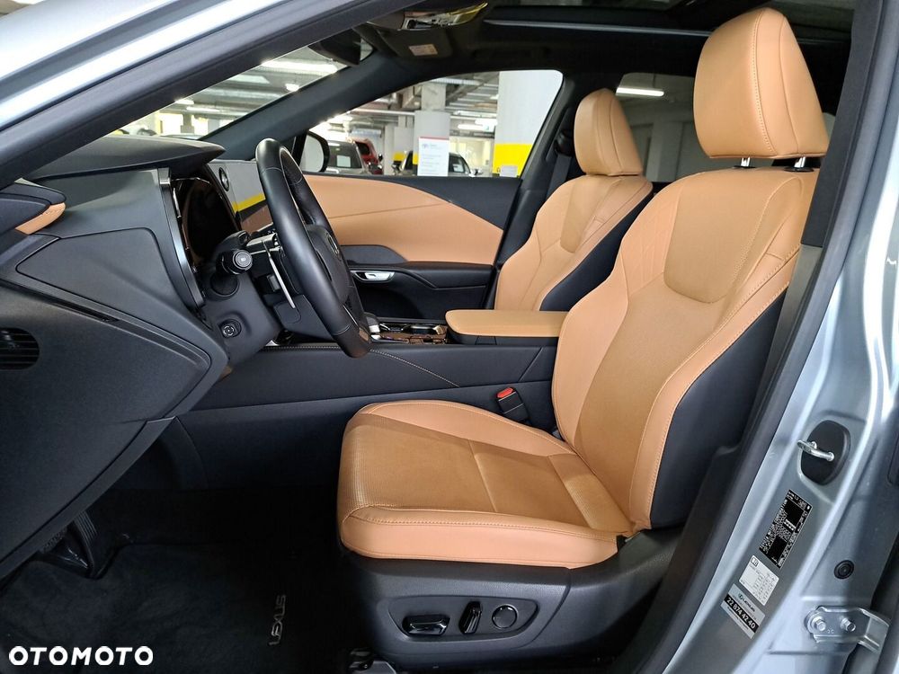 Lexus RX 2024