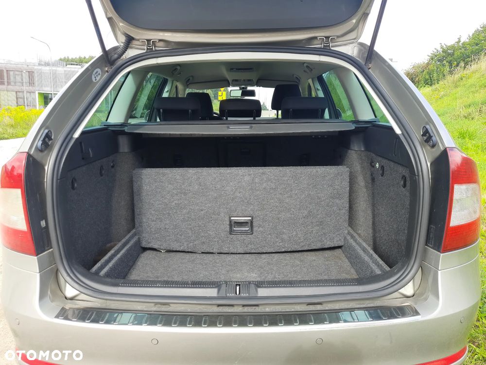 Skoda Octavia 1.6 TDI DPF Ambition Green tec - 18