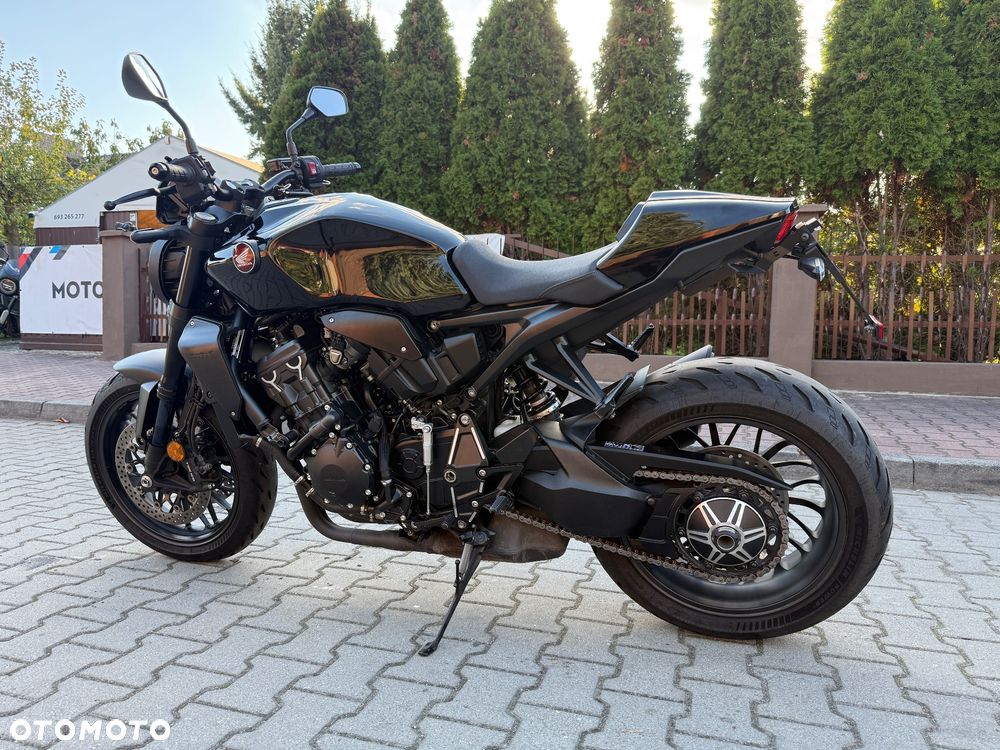 Honda CB - 18
