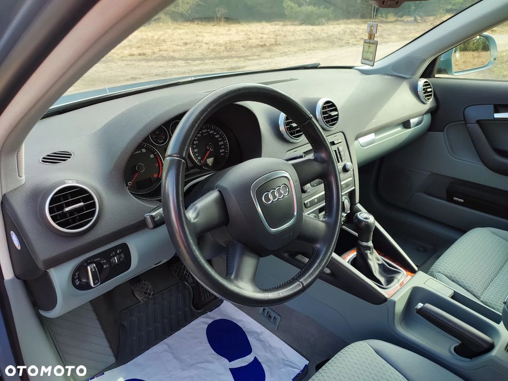 Audi A3 Sportback 1.4 TFSI S line Sportpaket (plus) - 18