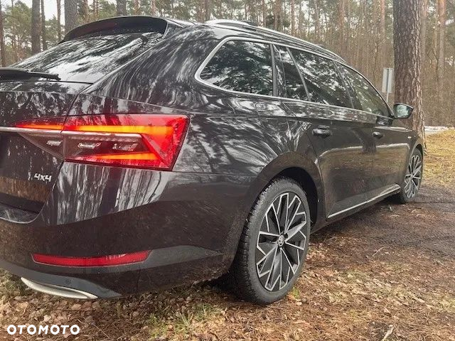 Skoda Superb 2.0 TDI SCR 4x4 L&K DSG - 14
