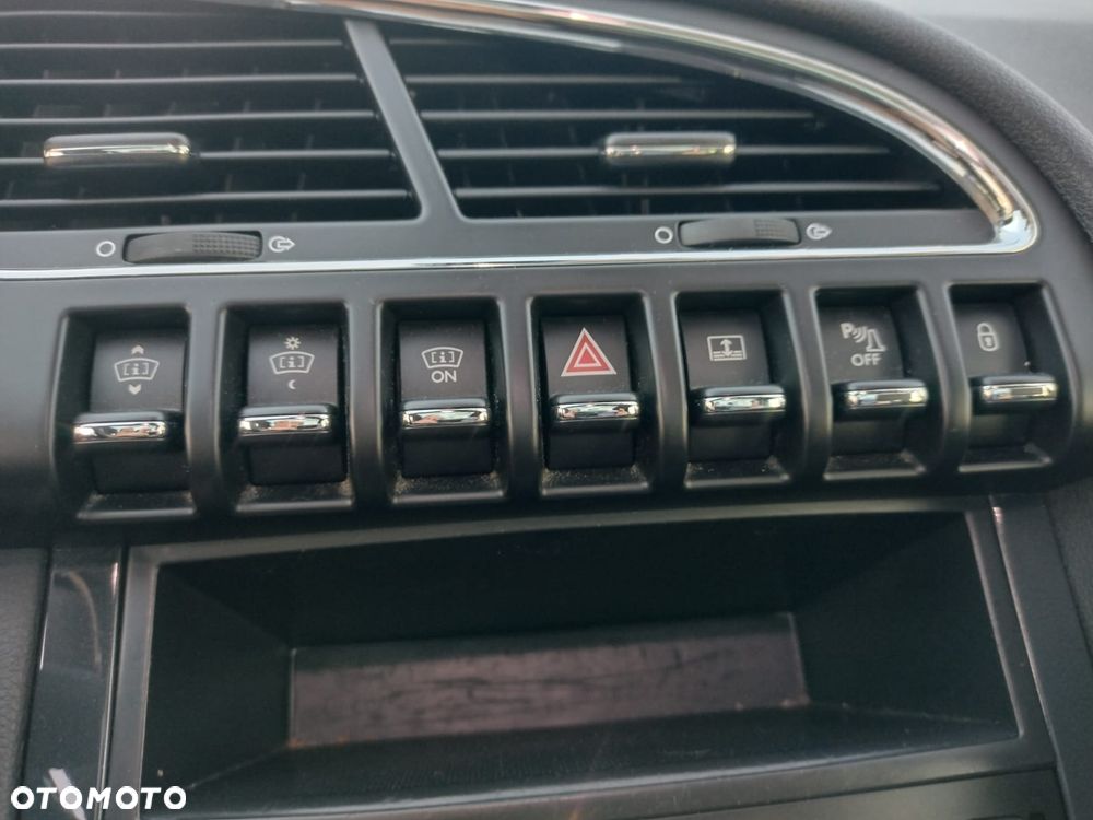 Peugeot 3008 BlueHDi 120 Stop & Start Allure - 17