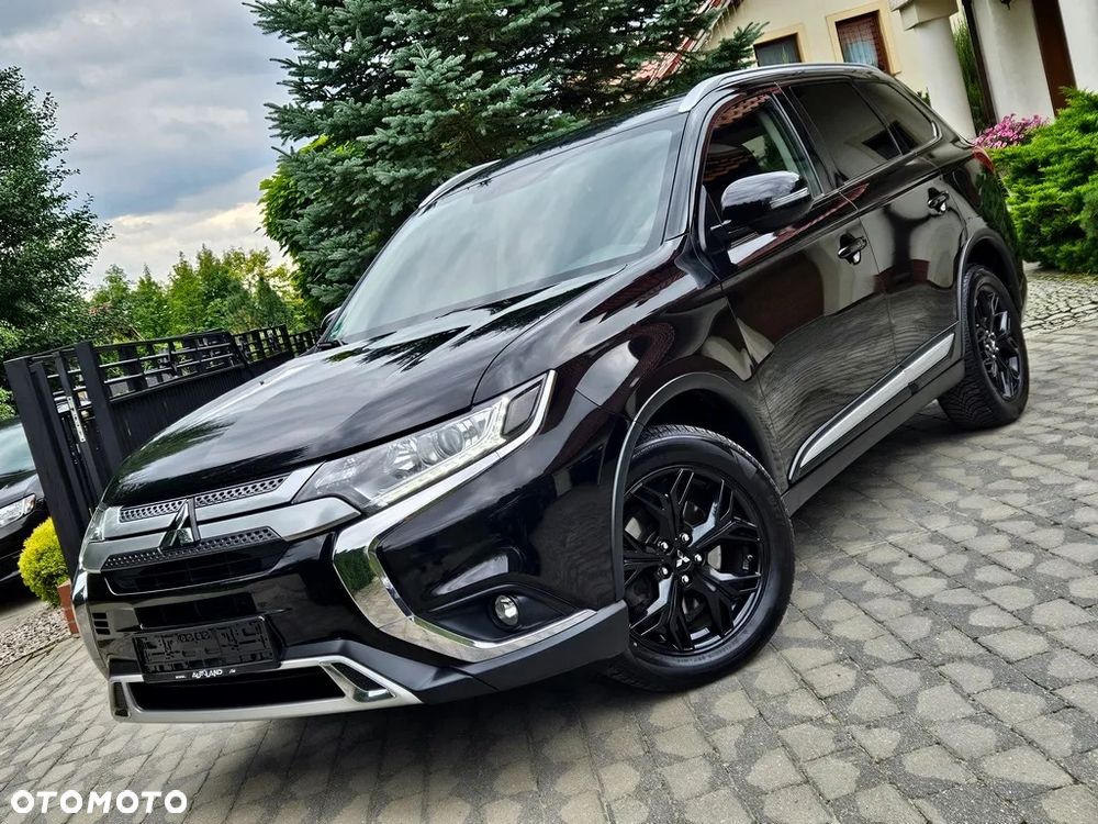 Mitsubishi Outlander - 4