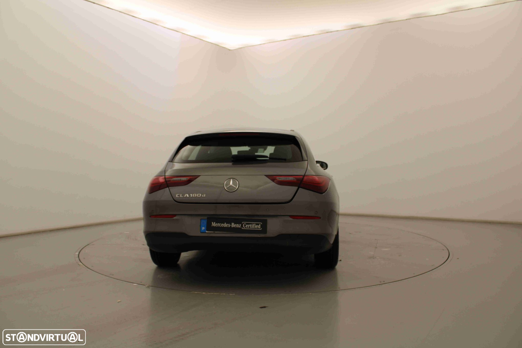 Mercedes-Benz CLA 180 d - 8
