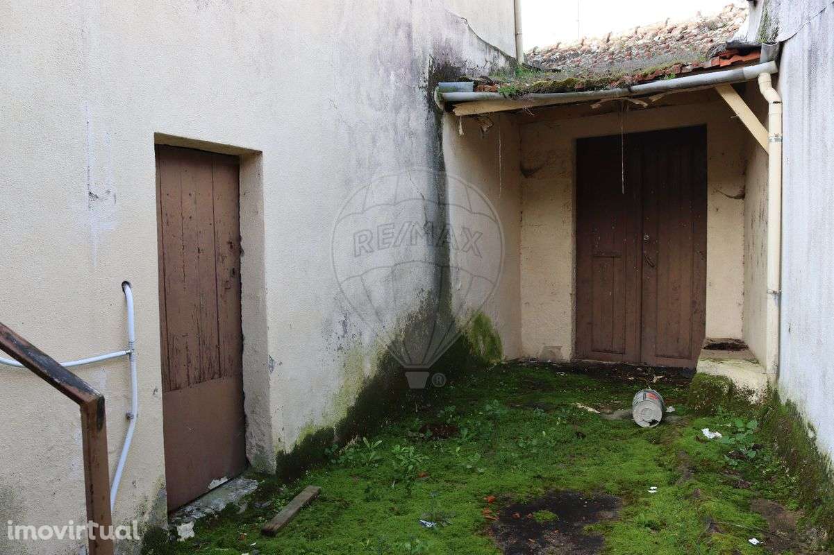 Moradia T2 para venda - Grande imagem: 2/10