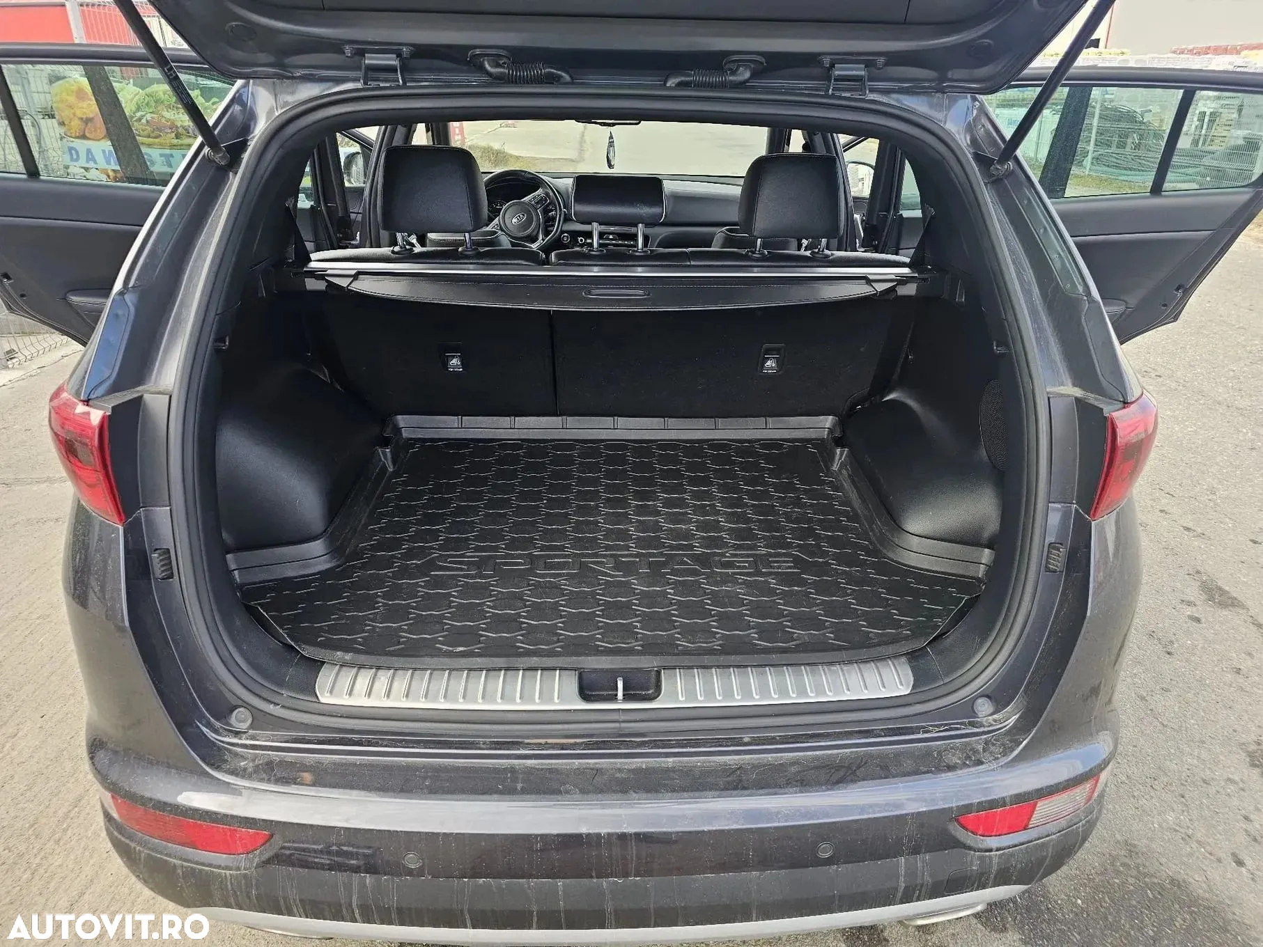 Kia Sportage 1.6 T-GDI 7DCT 4x4 GT Line - 14