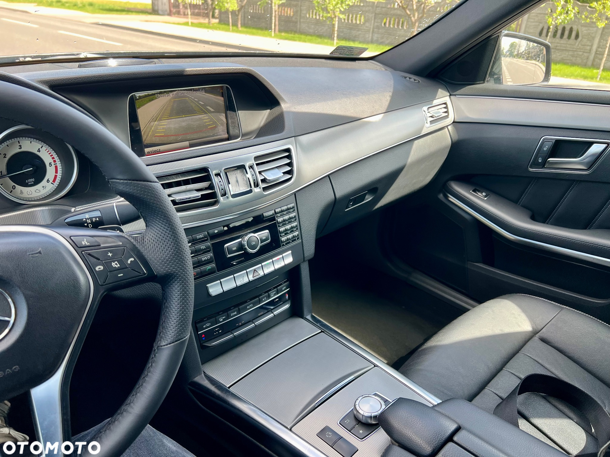 Mercedes-Benz Klasa E 250 BlueTEC 9G-TRONIC Avantgarde - 24