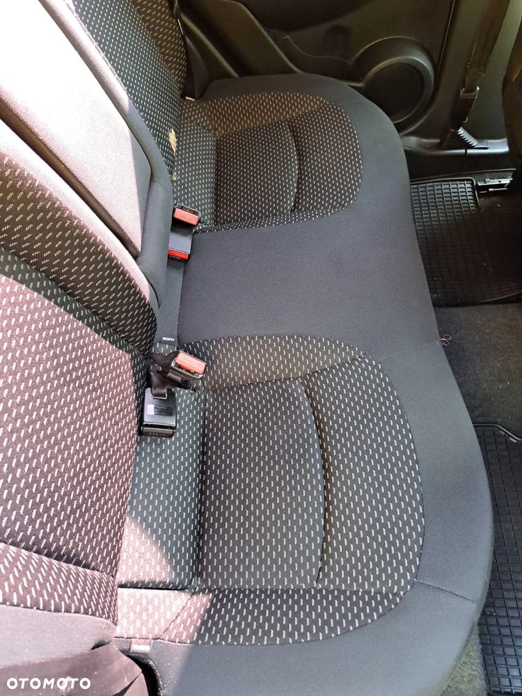 Nissan Qashqai 2.0 dCi 4 x 4 DPF acenta - 14