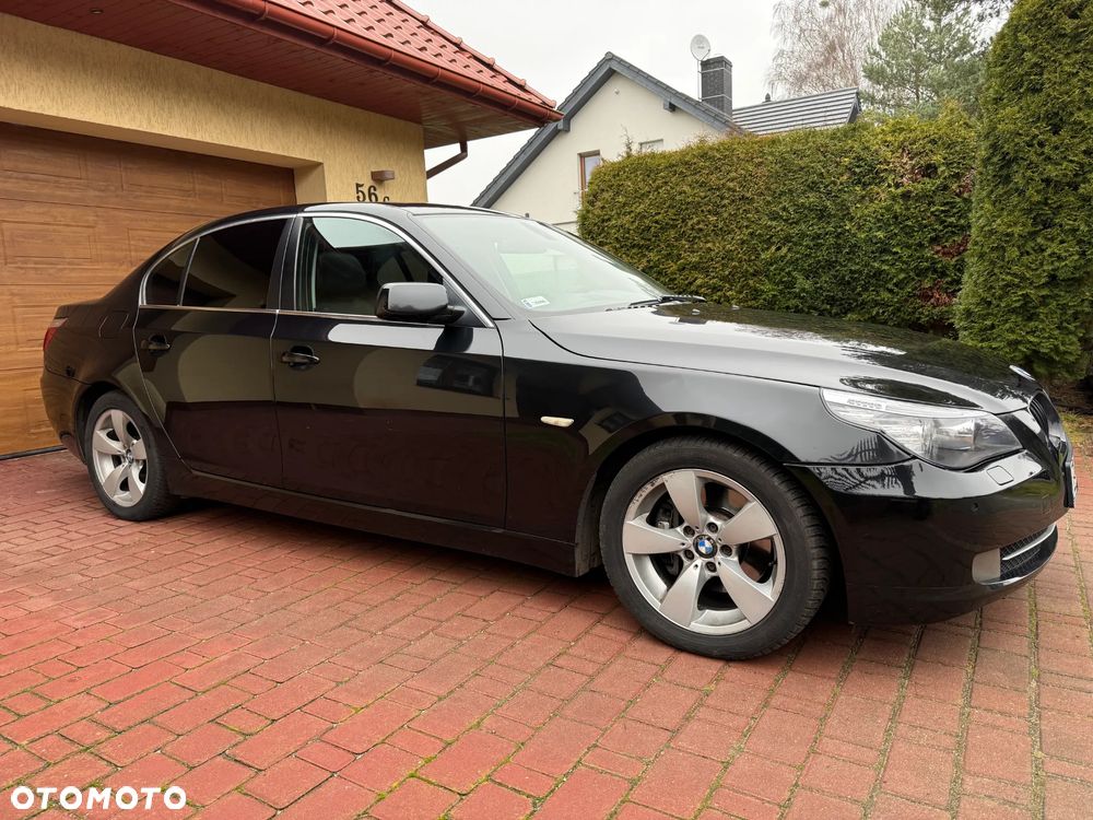 BMW Seria 5 525d - 4