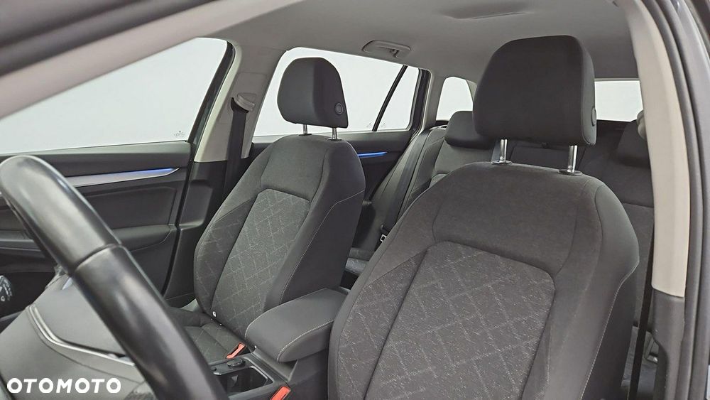 Volkswagen Golf 2.0 TDI Life - 11