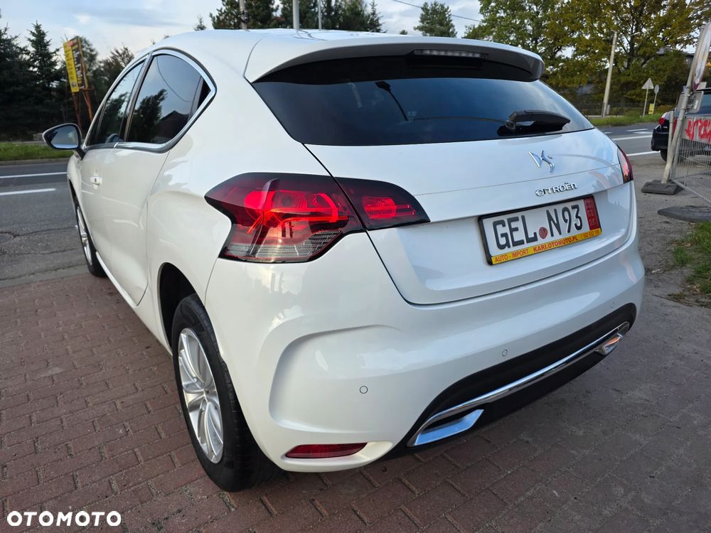 Citroën DS4 1.6 HDi SoChic - 5