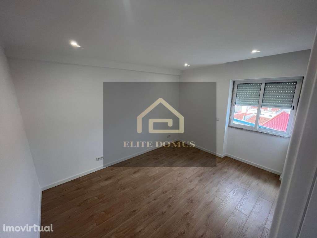 T2 + 1 com grande terraço - Alverca! - Grande imagem: 2/18