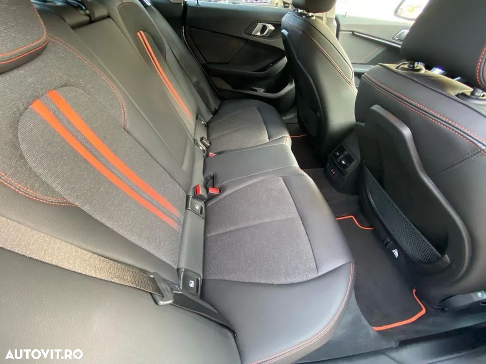 BMW Seria 2 218i Active Tourer M Sport - 12