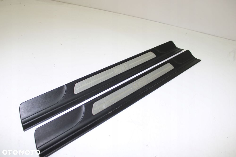 BMW E46 COUPE LISTWA LISTWY PROGOWE LEWA PRAWA KOMPLET 8204114 8204113 - 1
