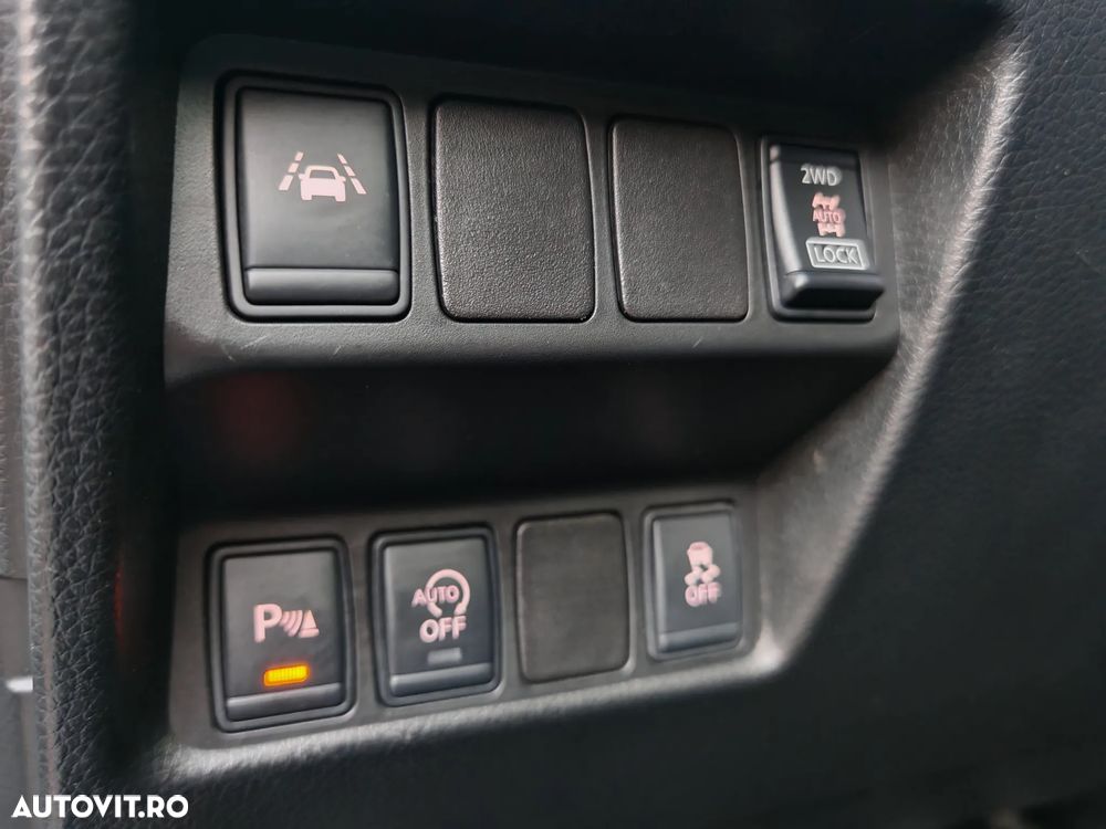 Nissan Qashqai 1.6 DCI ALL-MODE 4x4i TEKNA+ - 8