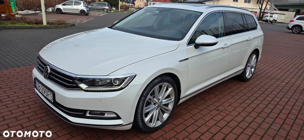 Volkswagen Passat 2.0 TDI SCR (BlueMotion Tech) 4Motion D Highline - 4