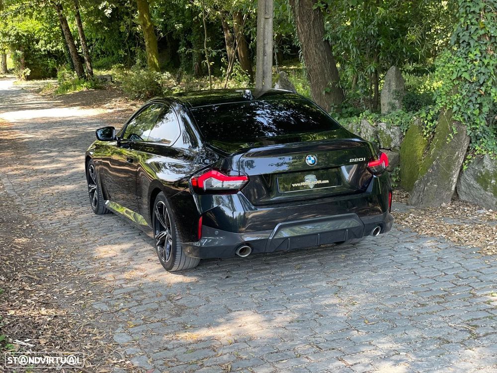 BMW 220 i Coupe Aut. M Sport - 2