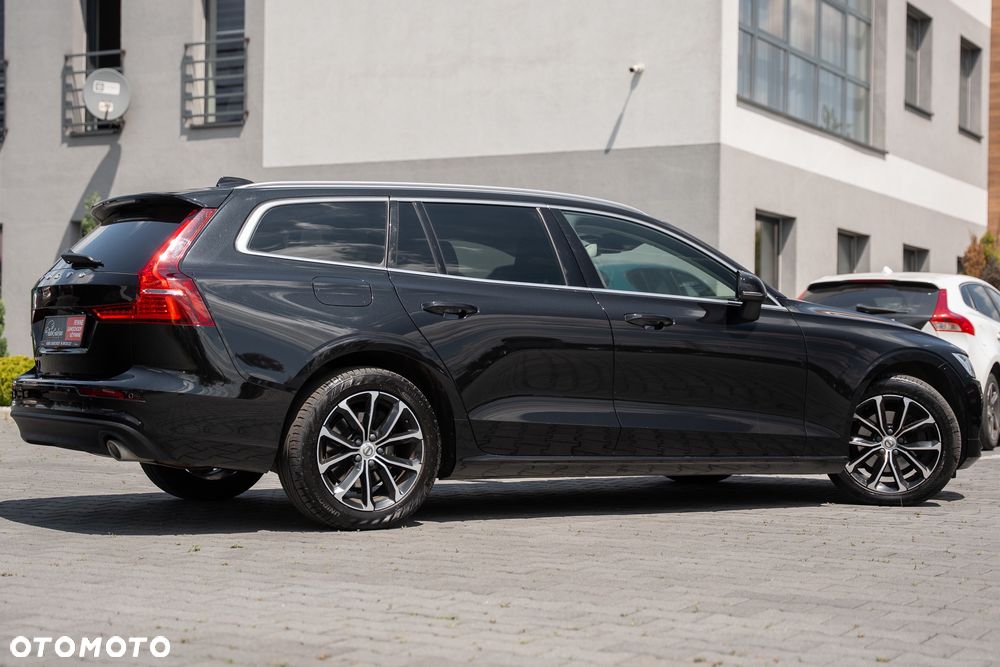 Volvo V60 D3 Momentum Core - 13