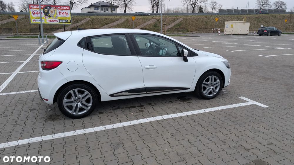 Renault Clio TCe 90 Start & Stop COLLECTION - 9