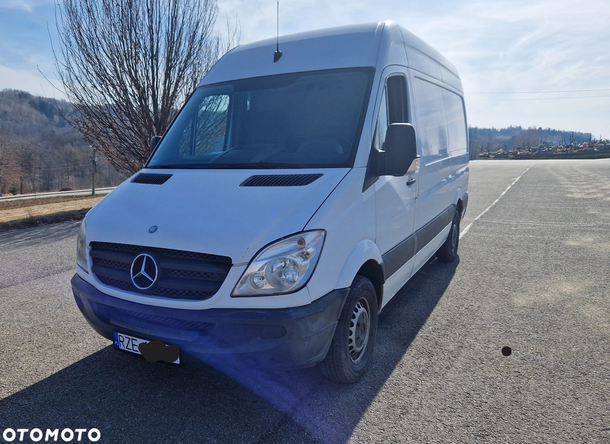 Mercedes-Benz Sprinter - 1
