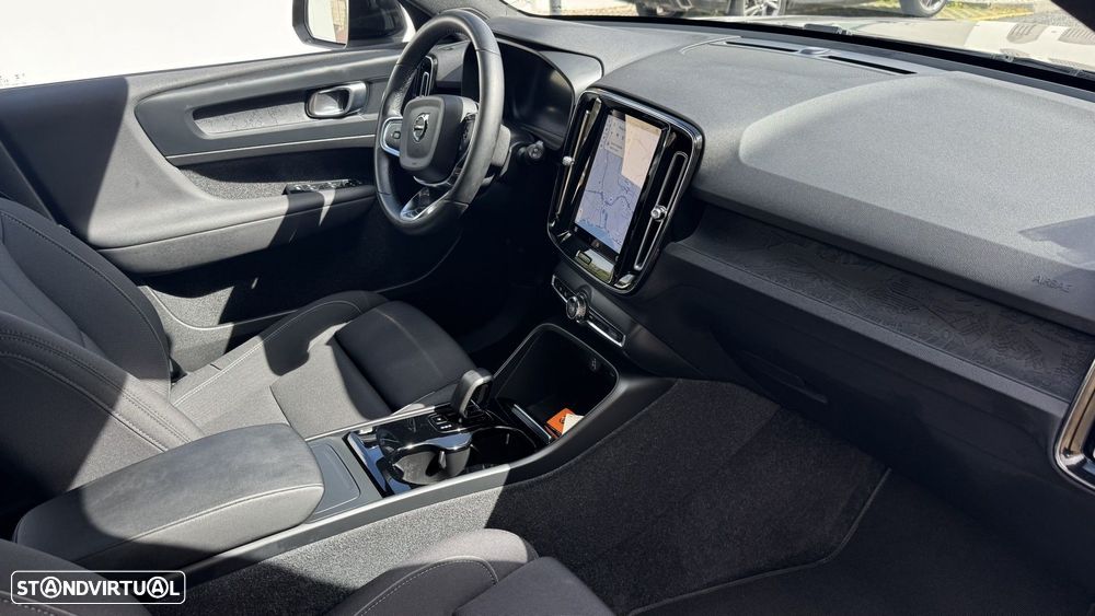 Volvo XC 40 Recharge Extended Range Plus - 24