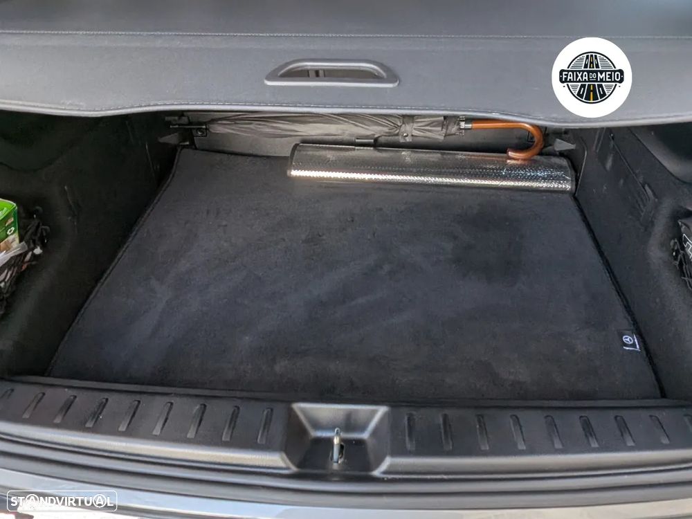 Mercedes-Benz GLB 200 AMG Line - 16