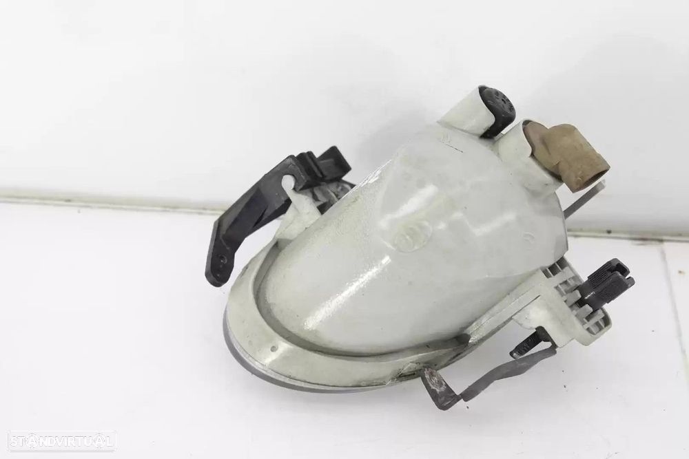 FAROL NEVOEIRO DIREITO HYUNDAI SANTA FÉ II 2007 -DER. - 1