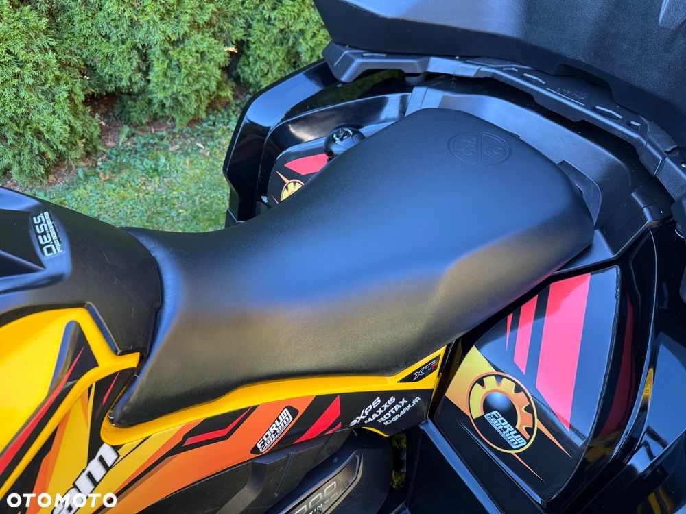 Can-Am Outlander - 12