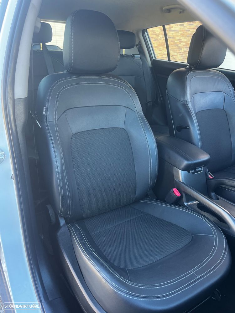 Kia Sportage 1.7 CRDI ISG Xtra Edition - 13