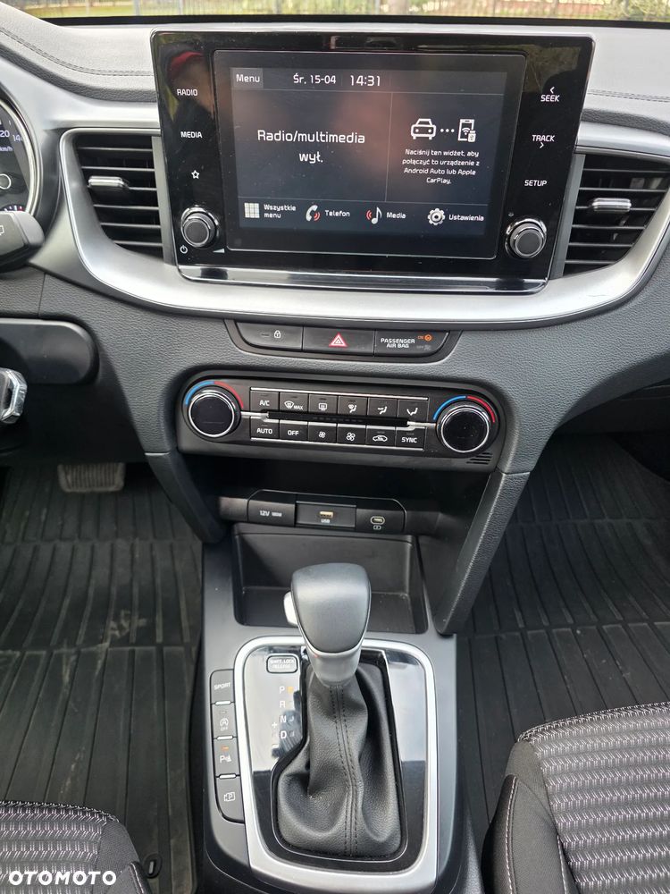 Kia Ceed 1.5 T-GDI M DCT - 25