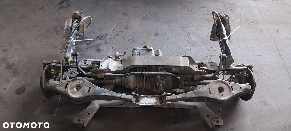 KOMPLETNE ZAWIESZENIE BELKA SANKI TYŁ DYFER DYFERENCJAŁ GOLF V 4x4 - 1