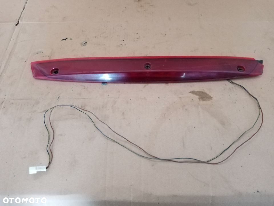 Trzecie światło stop Mercedes Vito 639 A6398200056 - 1