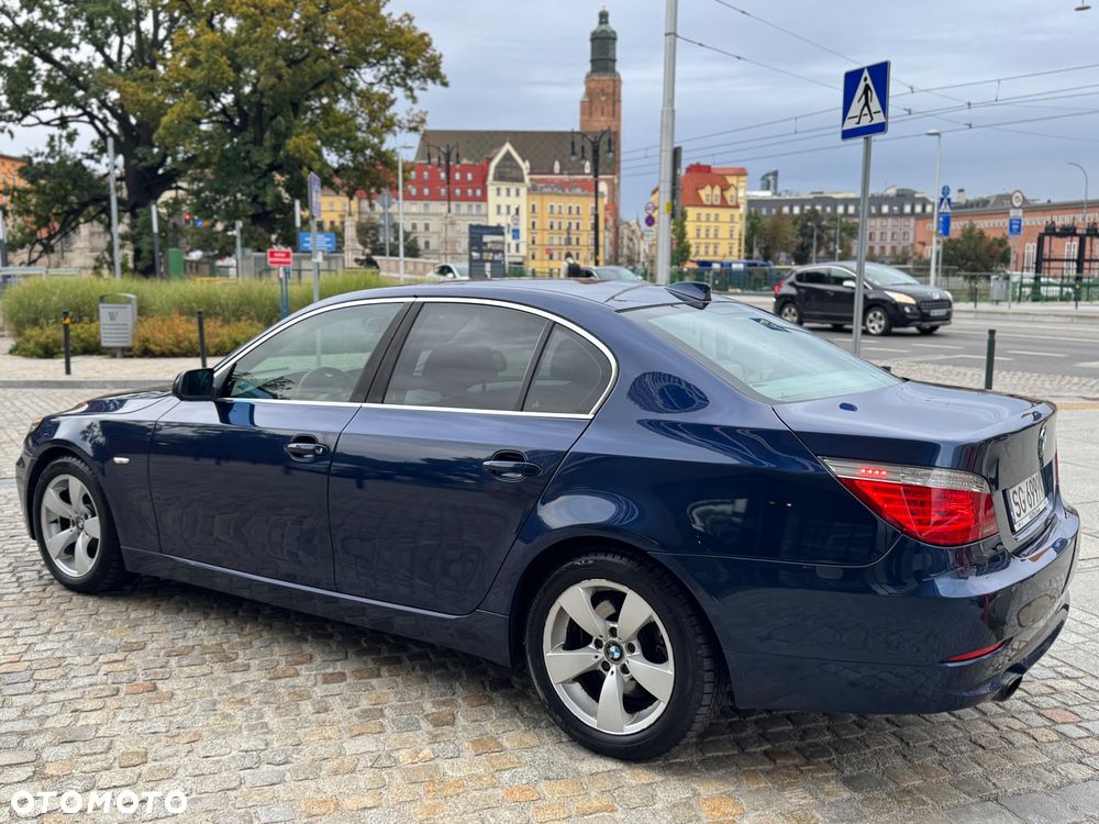 BMW Seria 5 520i Edition Exclusive - 8
