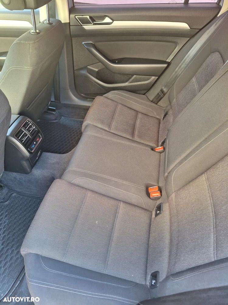 Volkswagen Passat 2.0 TDI DSG (BlueMotion Technology) Comfortline - 7