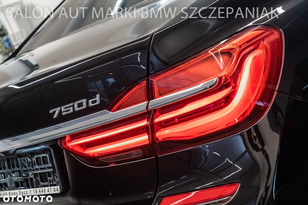 BMW Seria 7 750d xDrive - 13