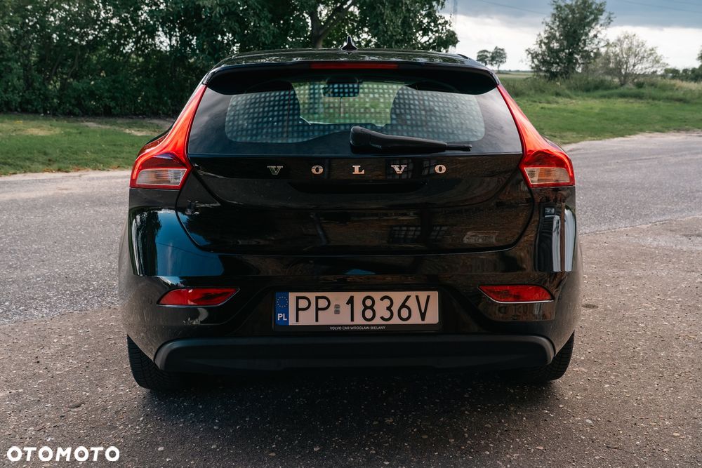 Volvo V40 T2 Geartronic Momentum - 8