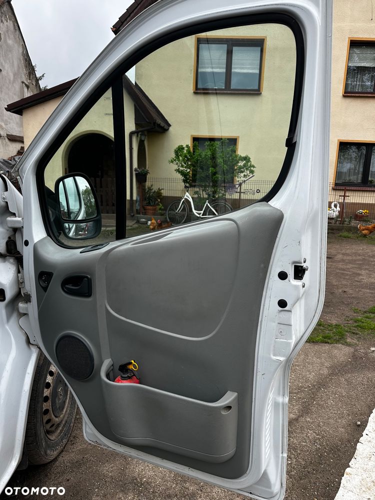 Opel Vivaro - 9