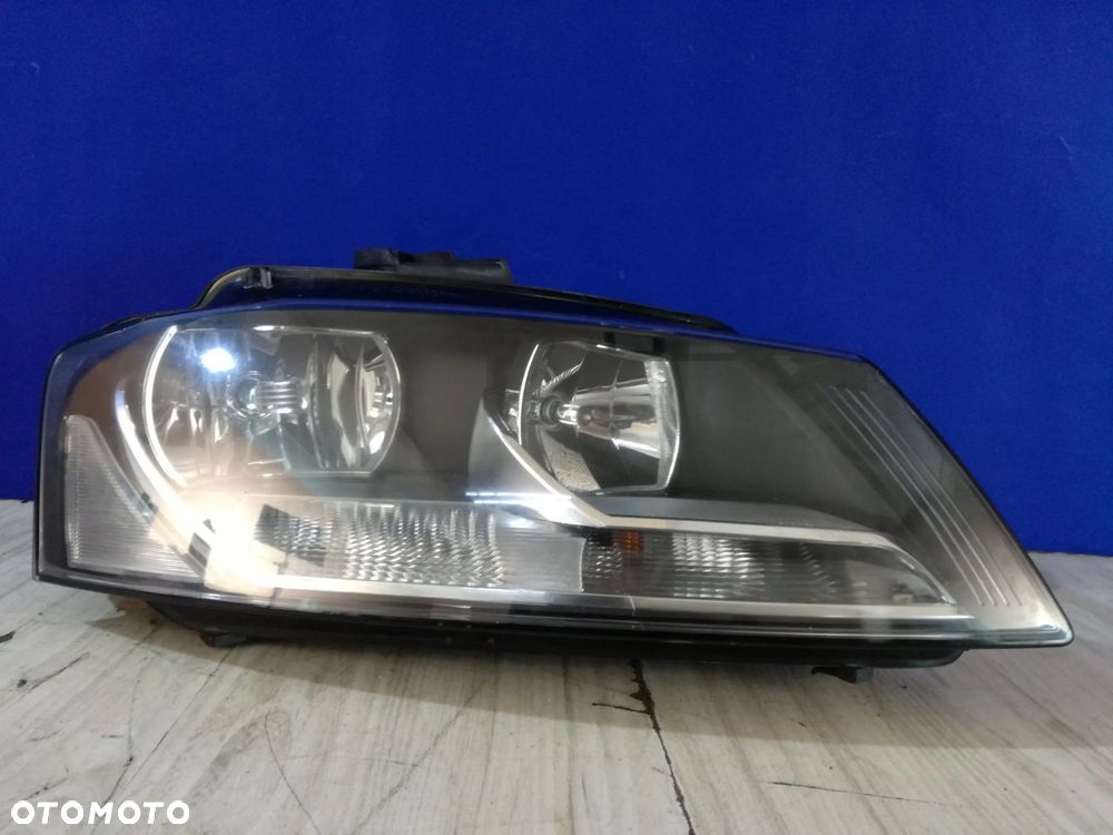 Audi A3 8P Lift 08/12 lampa reflektor przód prawa Anglik - 2