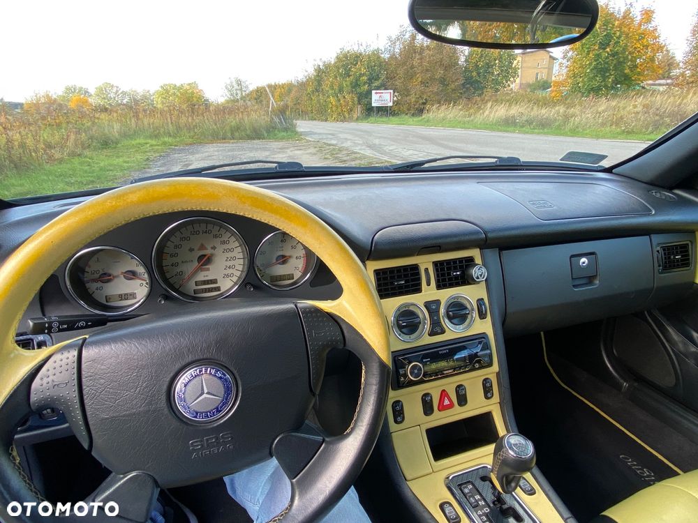 Mercedes-Benz SLK - 16