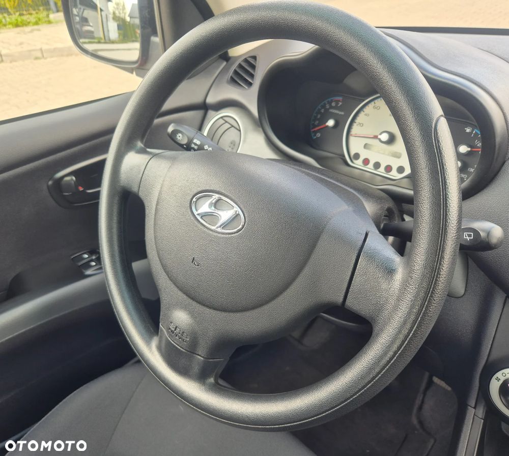 Hyundai i10 1.1 Classic + - 21