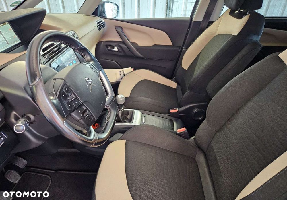 Citroën C4 Grand Picasso - 21