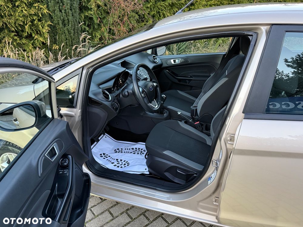 Ford Fiesta 1.0 Champions Edition - 7