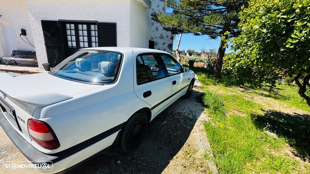 Nissan Sunny Sedan 1.4 SLX - 3