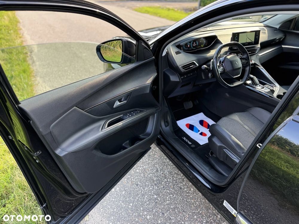 Peugeot 3008 1.6 PureTech Hybrid PHEV Allure S&S EAT8 - 27