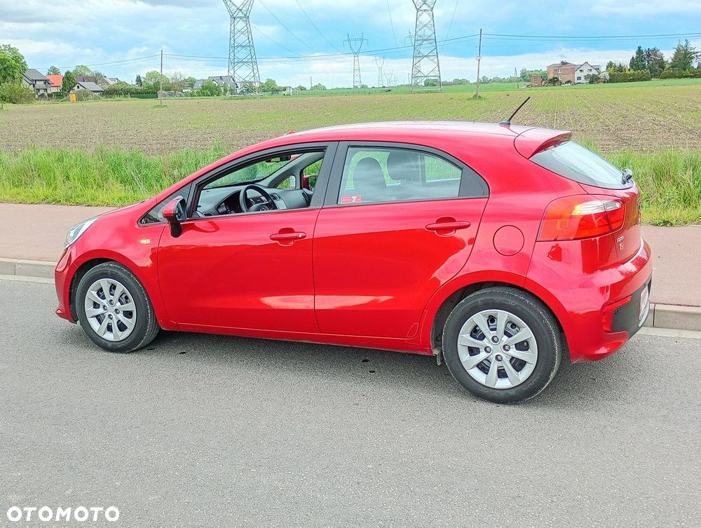 Kia Rio - 9