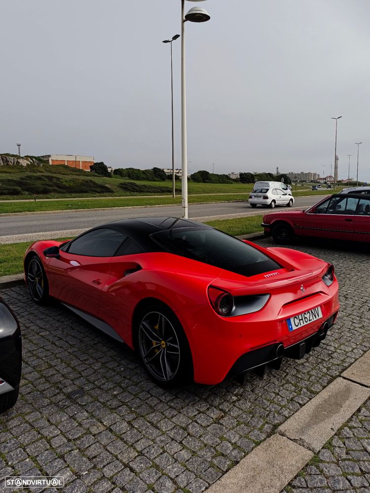 Ferrari 488 - 2