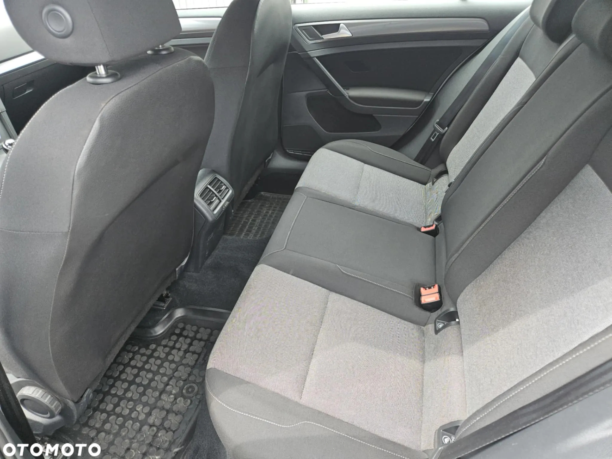 Volkswagen Golf VII 1.2 TSI BMT Trendline - 13
