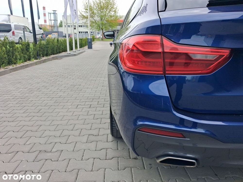 BMW Seria 5 530d xDrive M Sport sport - 23