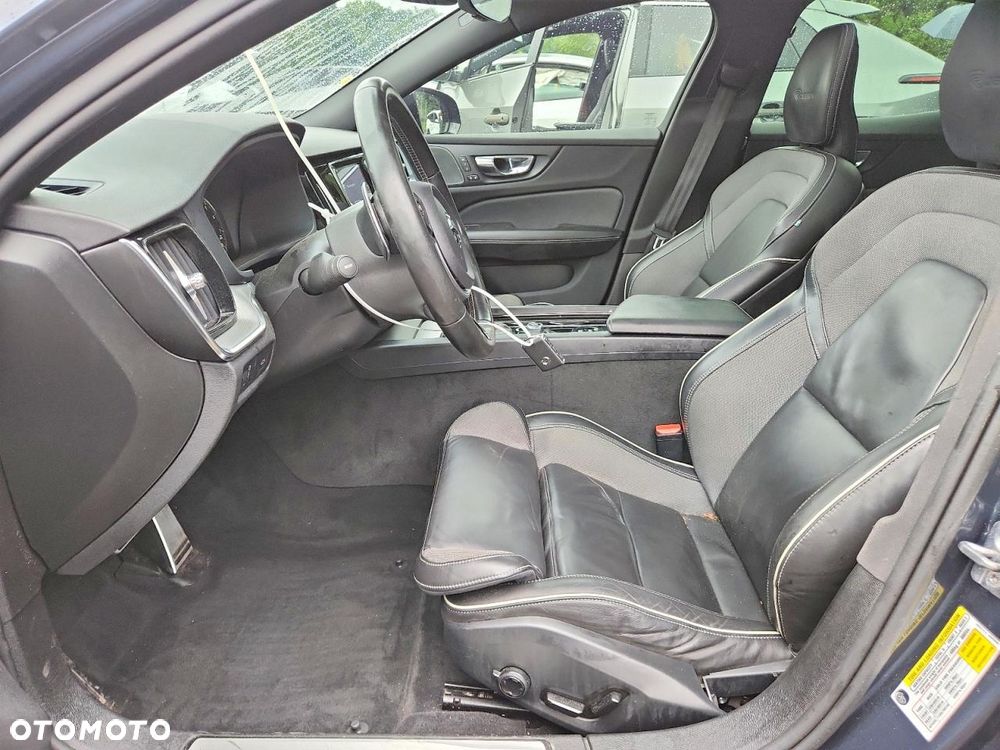 Volvo S60 T6 AWD R-Design - 7