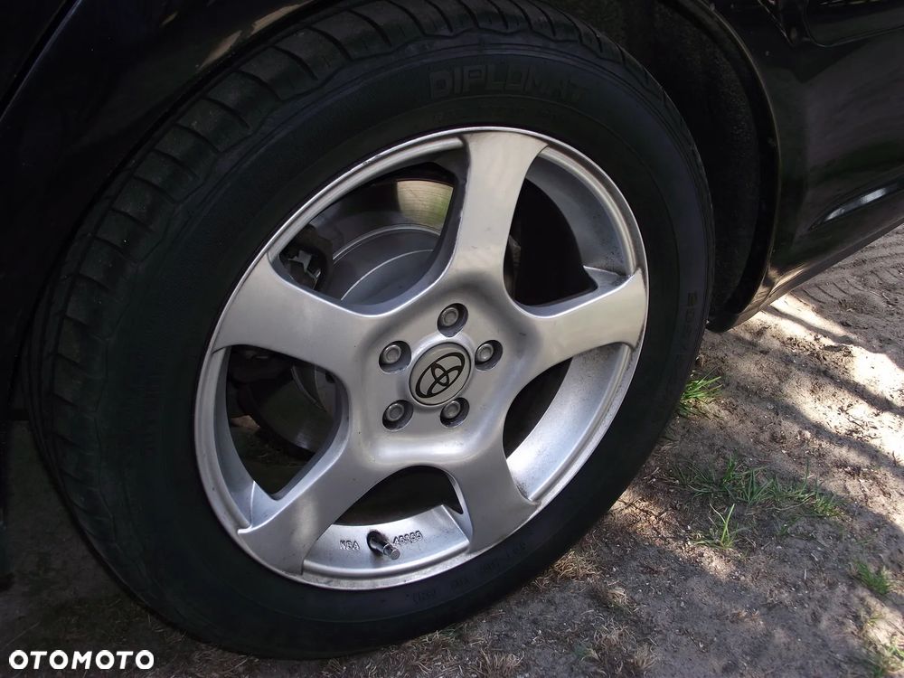 Toyota Avensis 2.0 D-4D Edition - 23